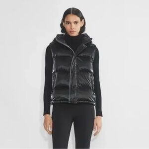 Aritzia Black Liquid Shine Super Puffer Vest in Size L